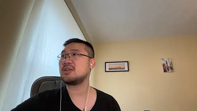 jasonryu2025 online show from March 31, 2026, 8:27 am