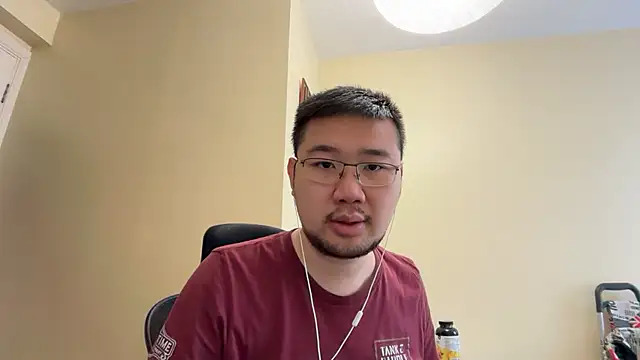 jasonryu2025 online show from May 12, 2026, 9:59 am