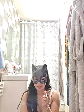 Snapshot of halii21 chatting on April 13, 2026, 11:42 pm halii21 online show from April 13, 2026, 11:42 pm