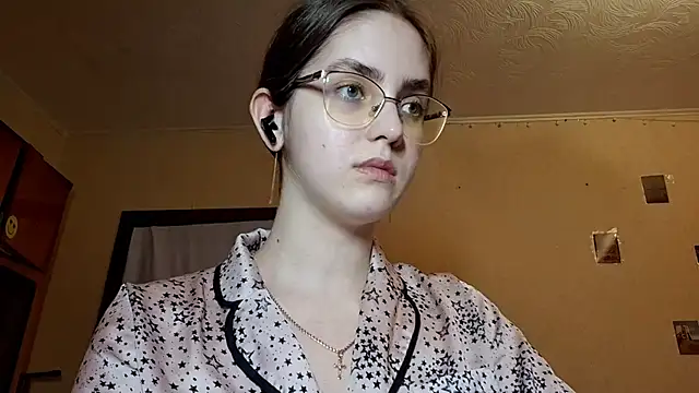 Katelemon online show from March 27, 2026, 2:18 pm