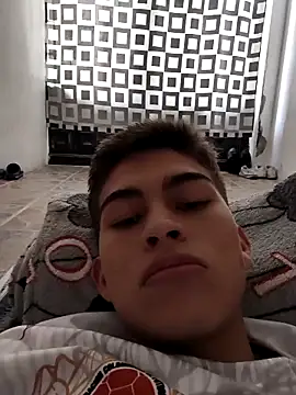 bbluchito online show from February 21, 2026, 3:47 pm