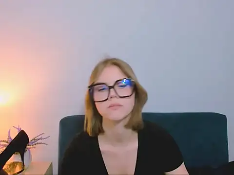 StormiSmooth online show from March 31, 2026, 11:23 am