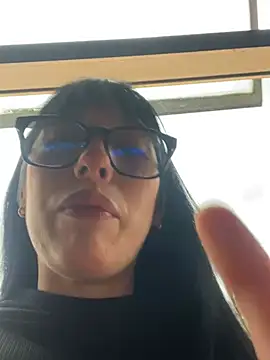 susi chimm online show from July 11, 2026, 3:56 pm