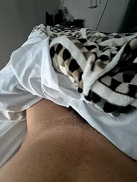 Snapshot of Edu235 chatting on April 8, 2026, 4:14 am Edu235 online show from April 8, 2026, 4:14 am