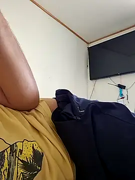 Snapshot of Edu235 chatting on March 9, 2026, 8:01 pm Edu235 online show from March 9, 2026, 8:01 pm