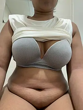 sessy grl online show from March 24, 2026, 8:25 am