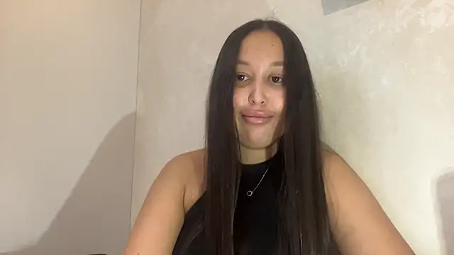 Snapshot of Dana_005 chatting on March 2, 2026, 9:44 pm Dana 005 online show from March 2, 2026, 9:44 pm