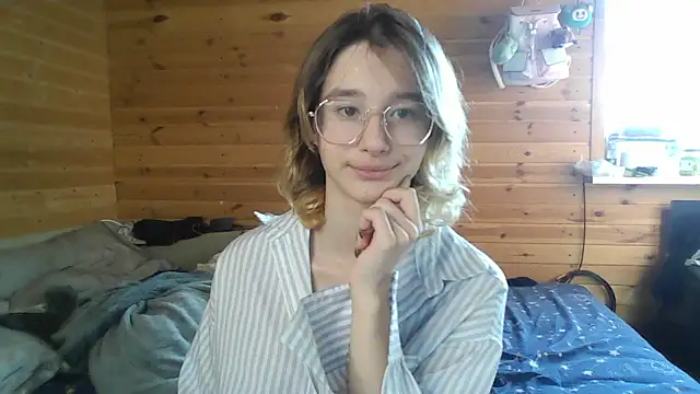 Snapshot of Silva-Tailll chatting on June 3, 2026, 3:17 pm Silva-Tailll online show from June 3, 2026, 3:17 pm