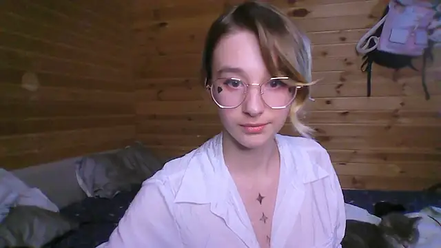 Snapshot of Silva-Tailll chatting on May 28, 2026, 5:19 pm Silva-Tailll online show from May 28, 2026, 5:19 pm