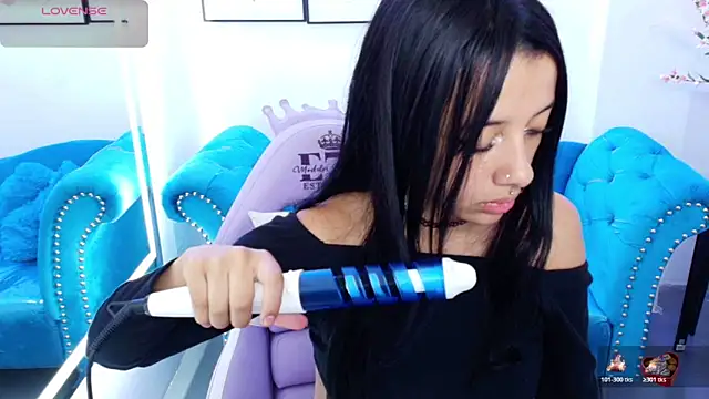 Chloe meoww online show from April 8, 2026, 7:59 pm