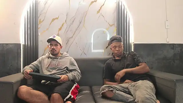 Latins on fire online show from April 15, 2026, 12:10 pm