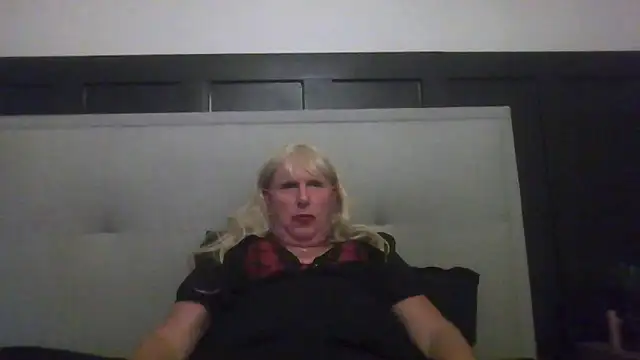 ExactFashion2 online show from June 8, 2026, 7:36 pm