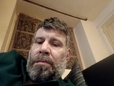 stud2512 online show from March 29, 2026, 9:49 pm