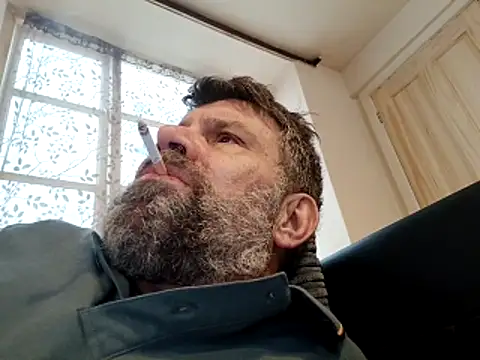 stud2512 online show from March 30, 2026, 5:03 pm