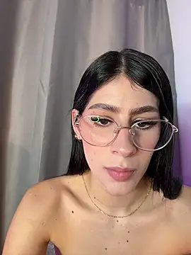 Dasha Be online show from April 25, 2026, 9:12 pm