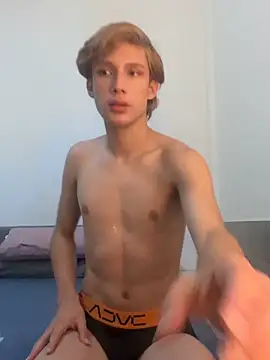 Snapshot of Anthonylovell chatting on February 23, 2026, 7:58 pm Anthonylovell online show from February 23, 2026, 7:58 pm