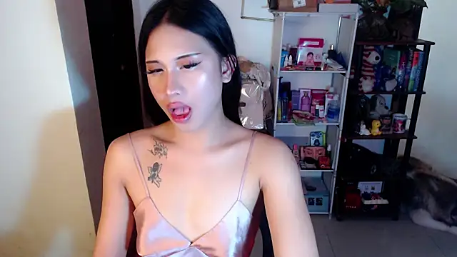 Snapshot of sweetasian_zoe chatting on April 12, 2026, 5:49 pm sweetasian zoe online show from April 12, 2026, 5:49 pm