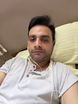 Snapshot of online4u08 chatting on March 5, 2026, 3:08 pm online4u08 online show from March 5, 2026, 3:08 pm