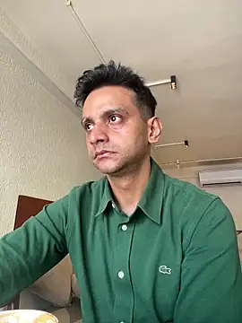 Snapshot of online4u08 chatting on April 7, 2026, 5:20 am online4u08 online show from April 7, 2026, 5:20 am