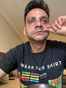 Snapshot of online4u08 chatting on April 9, 2026, 5:42 am online4u08 online show from April 9, 2026, 5:42 am