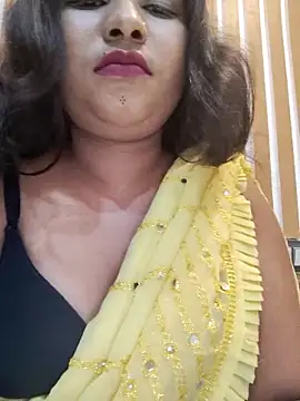 Snapshot of Cutie_bae011 chatting on February 23, 2026, 2:17 pm Cutie bae011 online show from February 23, 2026, 2:17 pm