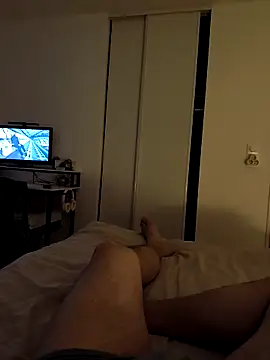 Snapshot of eruzam59000 chatting on February 22, 2026, 1:24 pm eruzam59000 online show from February 22, 2026, 1:24 pm