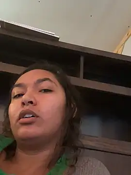 Snapshot of QueenNefertiti chatting on February 21, 2026, 4:20 pm QueenNefertiti online show from February 21, 2026, 4:20 pm