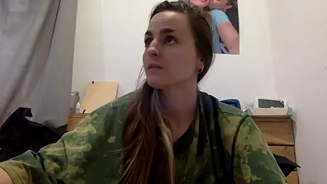 Snapshot of sheila_y_celia chatting on April 6, 2026, 3:24 pm sheila y celia online show from April 6, 2026, 3:24 pm