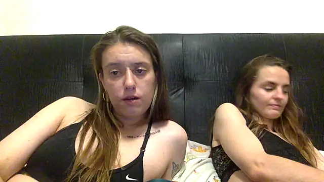 Snapshot of sheila_y_celia chatting on July 28, 2026, 10:20 pm sheila y celia online show from July 28, 2026, 10:20 pm