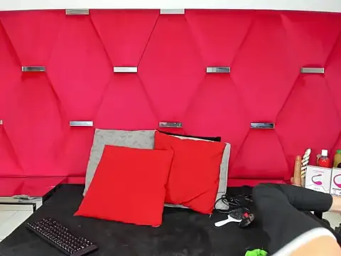 Snapshot of Alicee_Grey chatting on March 3, 2026, 2:02 pm Alicee Grey online show from March 3, 2026, 2:02 pm