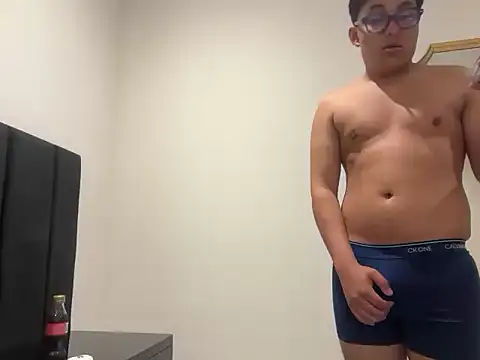 Snapshot of enzo_13 chatting on March 3, 2026, 1:34 am enzo 13 online show from March 3, 2026, 1:34 am