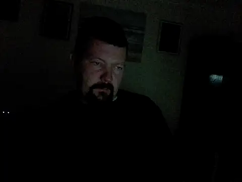 Snapshot of pozitiva000 chatting on March 15, 2026, 6:37 pm pozitiva000 online show from March 15, 2026, 6:37 pm