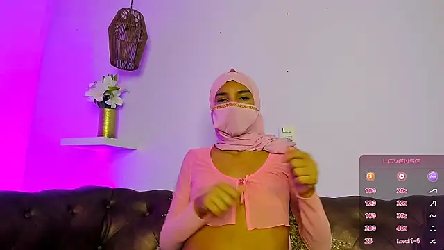 Natashax  online show from April 7, 2026, 8:43 pm