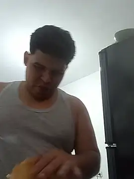 yoker hot online show from July 18, 2026, 4:04 pm