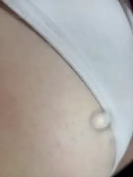 Snapshot of Ellem_05 chatting on February 22, 2026, 4:15 am Ellem 05 online show from February 22, 2026, 4:15 am