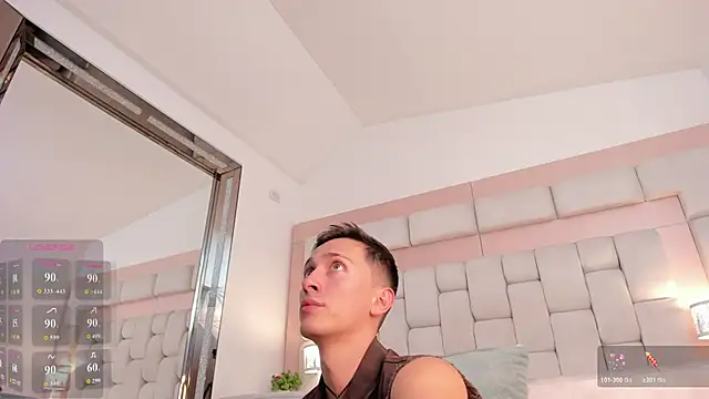 Thiago Jones1 online show from March 27, 2026, 8:32 pm