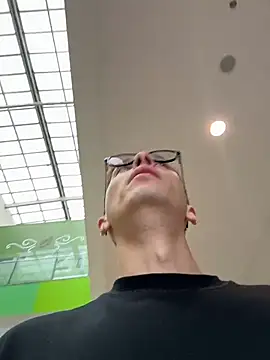 Thiago Jones1 online show from April 12, 2026, 8:45 pm