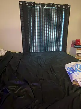 wavywavy12 online show from April 4, 2026, 11:44 pm