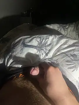 crustyyy1 online show from February 22, 2026, 3:20 am