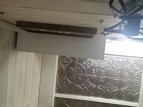 Snapshot of pleasser1985 chatting on February 25, 2026, 5:18 am pleasser1985 online show from February 25, 2026, 5:18 am