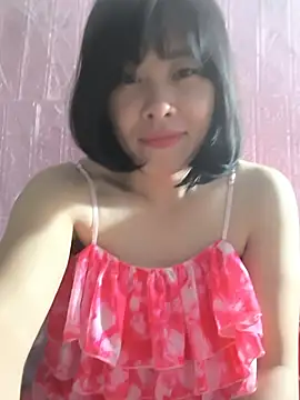 juicy-milu online show from July 17, 2026, 5:59 am
