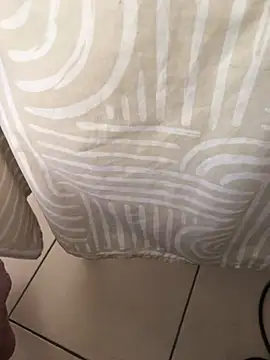 negraiza online show from March 15, 2026, 5:53 pm