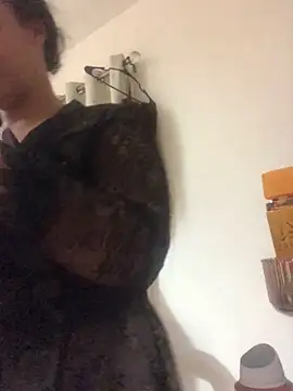 Snapshot of mayawesttt chatting on March 18, 2026, 12:36 am mayawesttt online show from March 18, 2026, 12:36 am