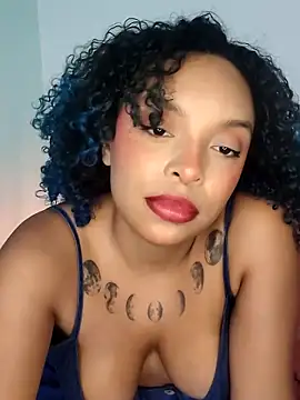 Snapshot of nessa_wine chatting on February 26, 2026, 7:36 pm nessa wine online show from February 26, 2026, 7:36 pm