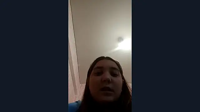 Snapshot of JanineThielman chatting on April 16, 2026, 12:17 pm JanineThielman online show from April 16, 2026, 12:17 pm