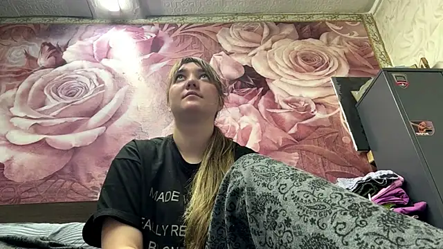 JanineThielman online show from July 29, 2026, 6:01 am
