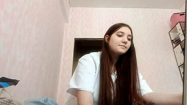 Snapshot of JanineThielman chatting on March 2, 2026, 7:15 am JanineThielman online show from March 2, 2026, 7:15 am