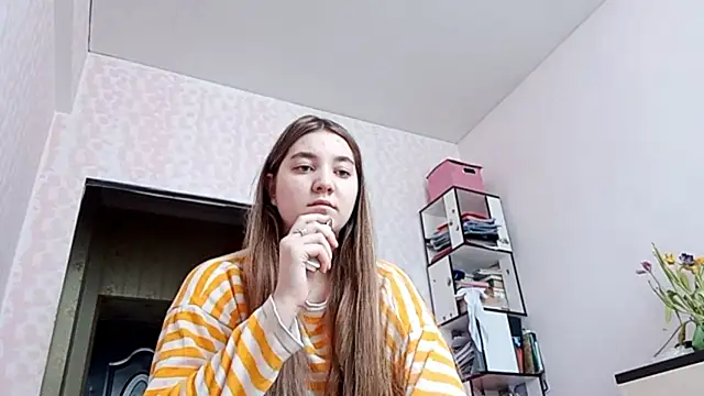 Snapshot of JanineThielman chatting on March 15, 2026, 7:26 am JanineThielman online show from March 15, 2026, 7:26 am