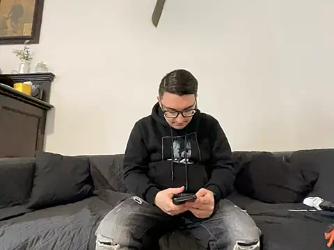 massiyyyy online show from April 2, 2026, 11:28 am