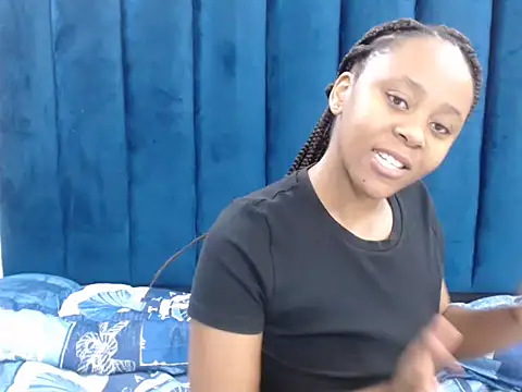 CreamyTea online show from March 13, 2026, 5:01 am